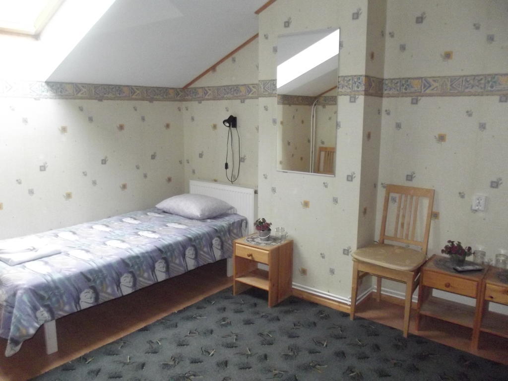 Kure Guesthouse Rahinge Стая снимка